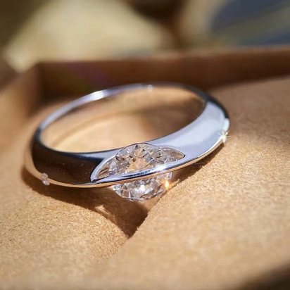 1Carat Moissanite Wedding Ring for Women 925 Sterling Silver Solitaire Sparkling Diamond Engagement Rings with Certificate