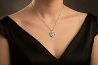 316L Stainless Steel Love Magnetic Pendant Necklace for Women Clover Necklace Heart Shaped Clover Necklace Pendant Jewelry Gift